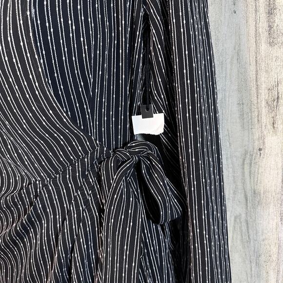 ASTR the Label Swiss Dot Dress XS | Black & White | NWT | MSRP $118 Feminine - Picture 4 of 10